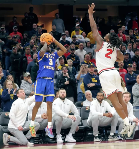 Thornton scores 19 of 21 after halftime, Ohio State beats West Virginia 89
